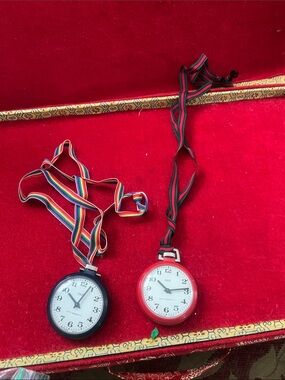 Watches, Dax